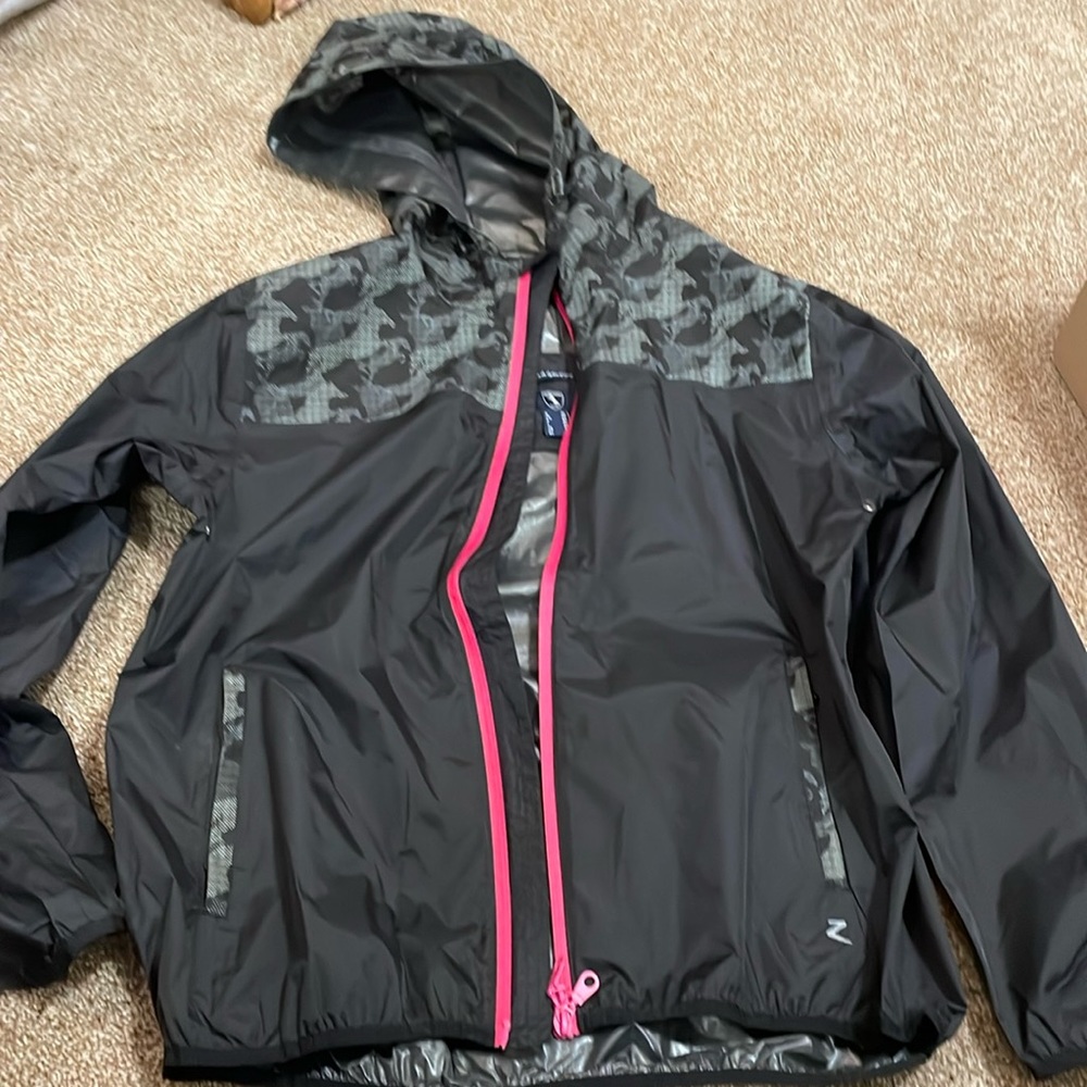 Horze equestrian black/camo rain coat, US 10 = large